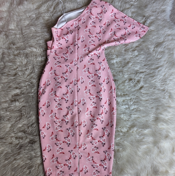 EUC ASOS Design Maternity One Shoulder Floral Midi Dress - Picture 11 of 14